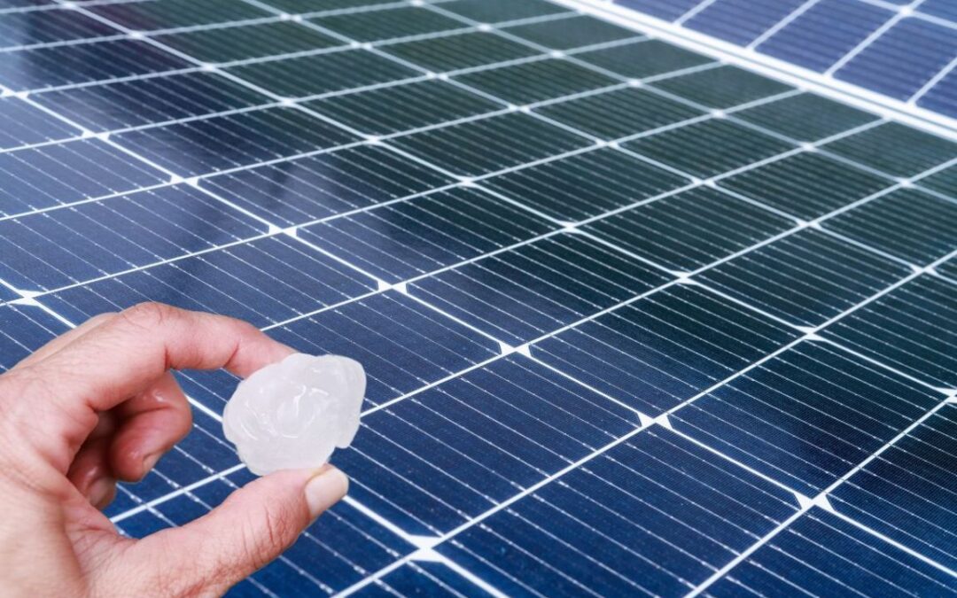 Fotovoltaico e grandine: possono danneggiarsi i pannelli?